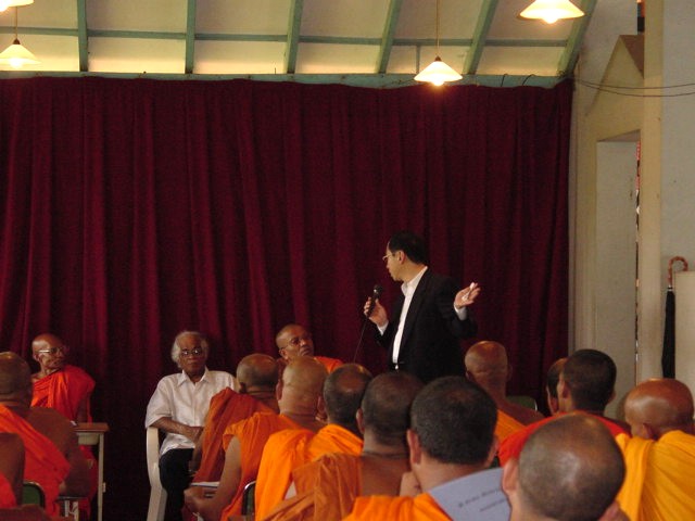 �n��Z���^�[���[�_�[��c